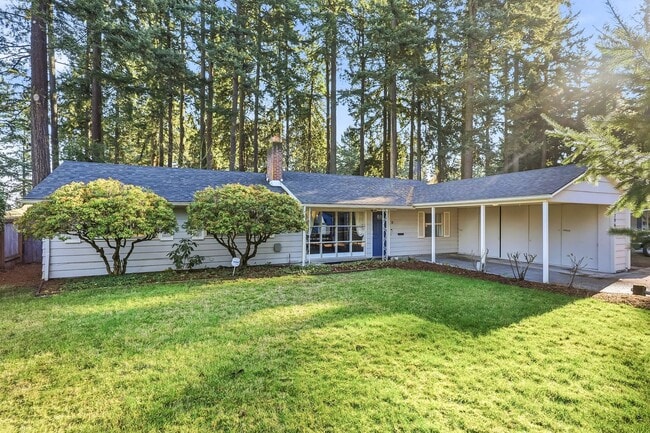 Building Photo - Bright & Comfortable Home with Private Patio and Covered Parking