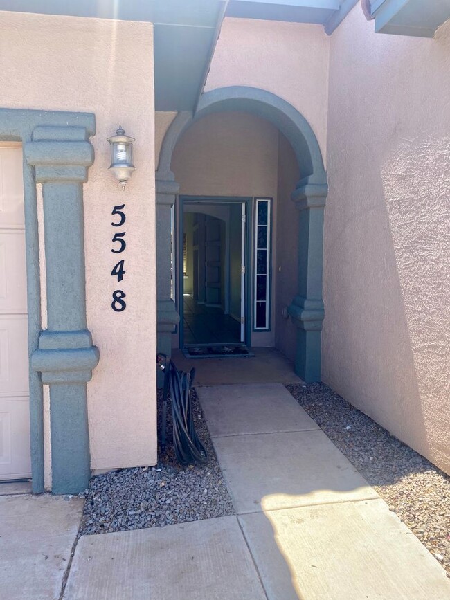 Building Photo - 5548 Patagonia Dr