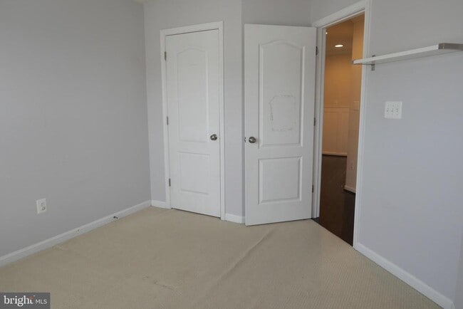 Building Photo - 25152 Sweet Myrtle Square