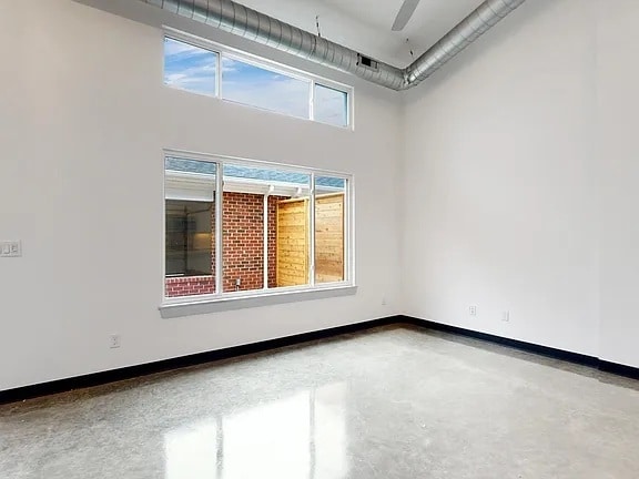 Building Photo - 10908 Cole Thompson Ln