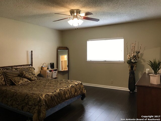 Building Photo - 7138 Valewood View