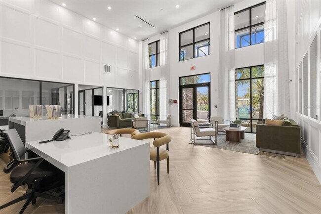 Building Photo - 7210 Interbay Blvd