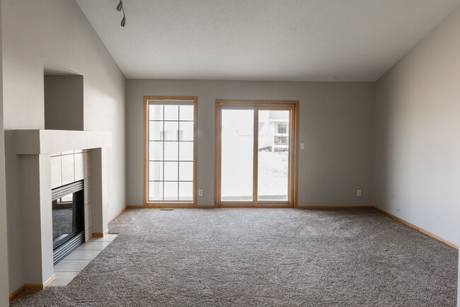 Building Photo - 7337 Collister Rd