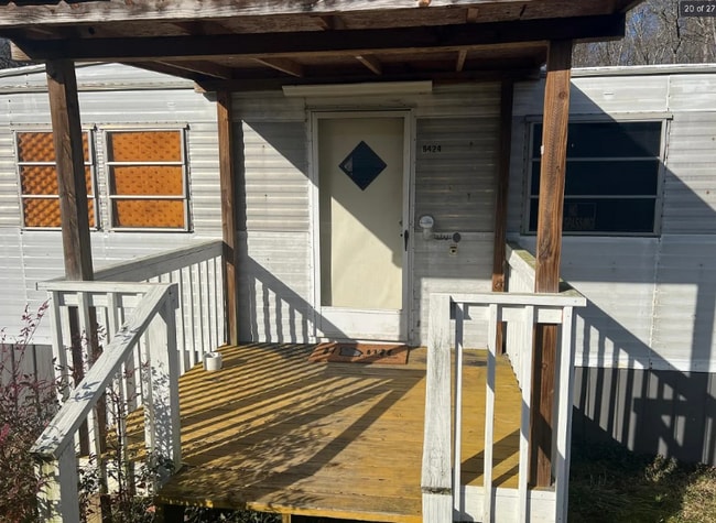 Building Photo - 910 Old Elizabethton Hwy