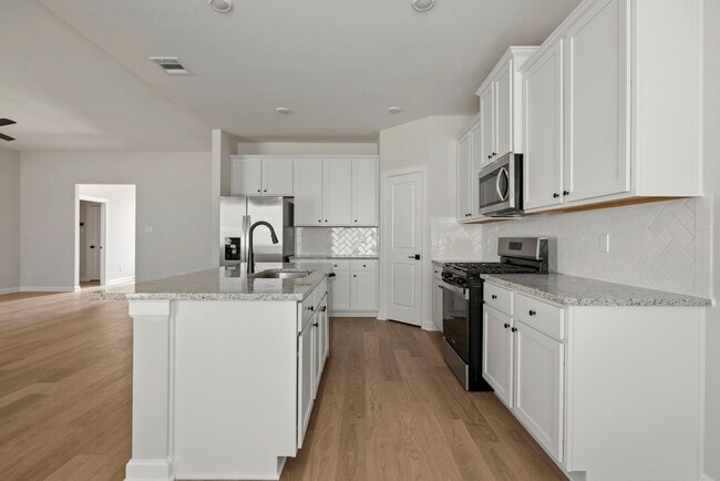 Building Photo - 3129 Banyan Dr