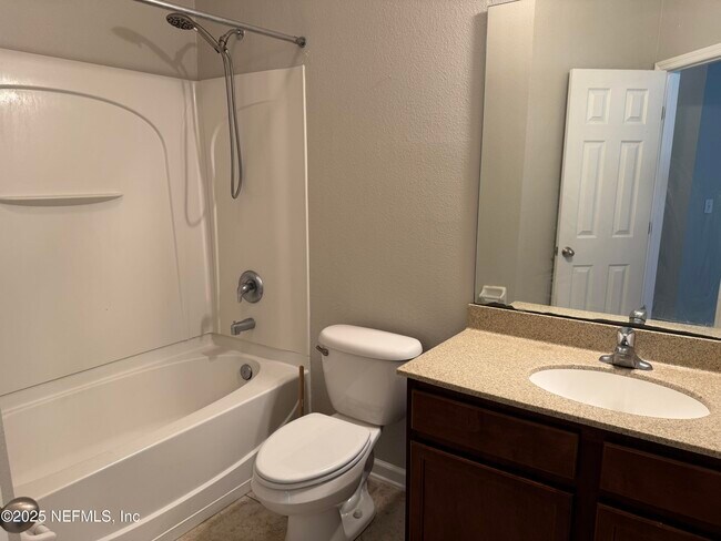 Building Photo - 246 Princess Dr