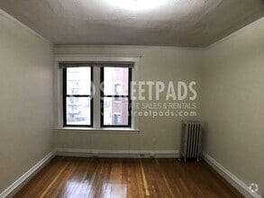 Building Photo - bedroom in Malden MA 02148