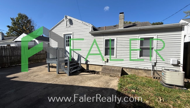 Building Photo - Freshly Updated and Ready to Move In!