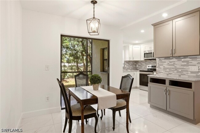 Building Photo - 1450 Green Valley Cir