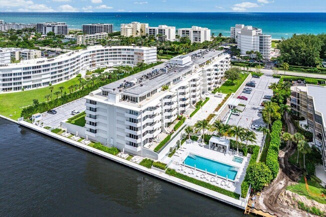 Building Photo - 2773 S Ocean Blvd