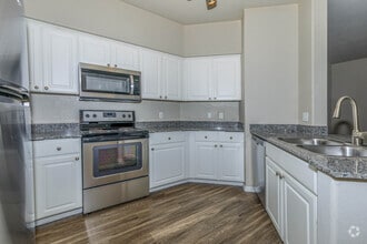 1a1 Renovated 965 SQFT 1 Bed 1 Bath - The Aliante by Picerne