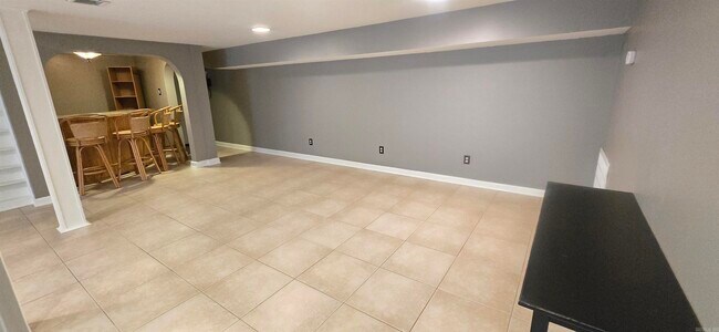 Building Photo - 600 Skyline Dr