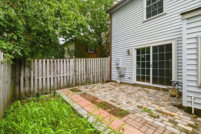 Building Photo - 5713 Independence Cir