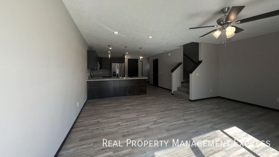 Building Photo - 9719 W Broek Dr