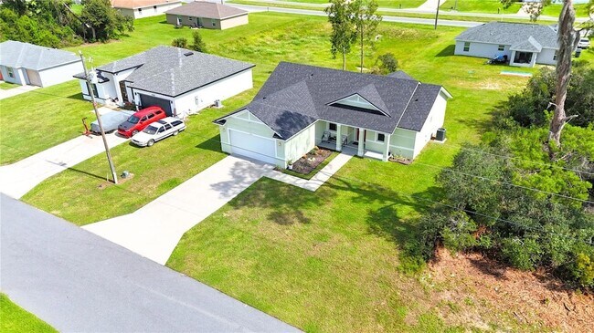 Building Photo - 2324 SW 168th Loop