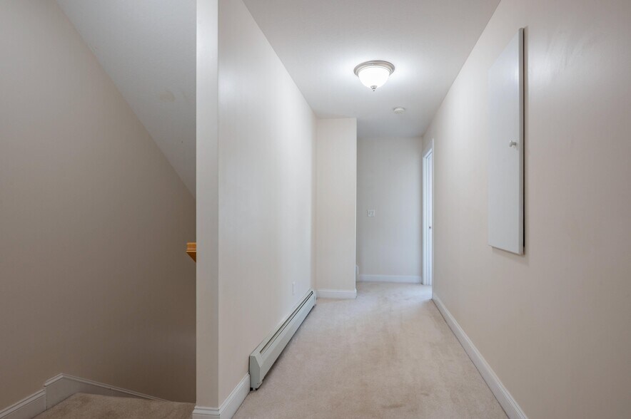 Building Photo - 12 Gagne St