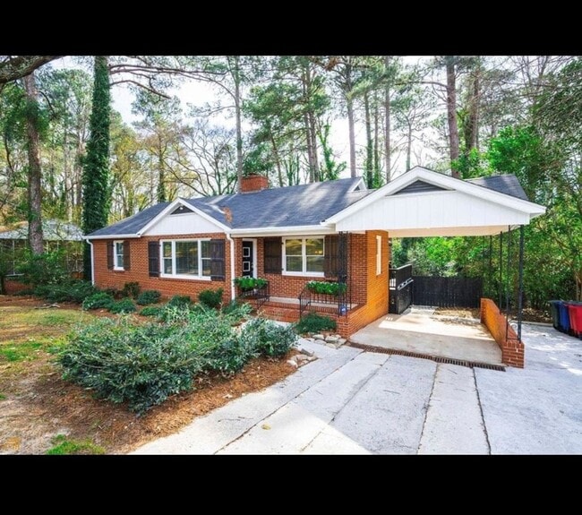 Primary Photo - North Macon Home Move-In Ready