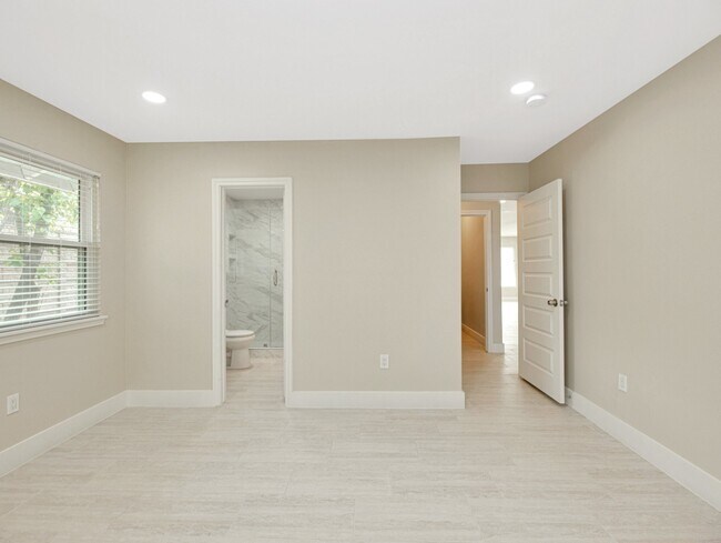 Building Photo - 5306 Windswept Ln