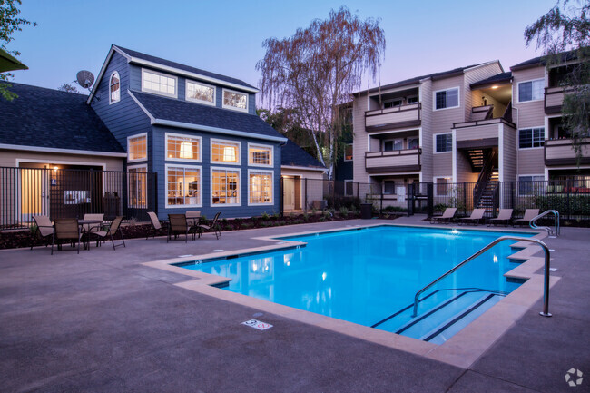 Building Photo - eaves Walnut Creek