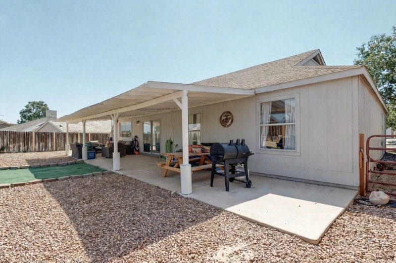 Building Photo - 1744 Blueberry Dr NE