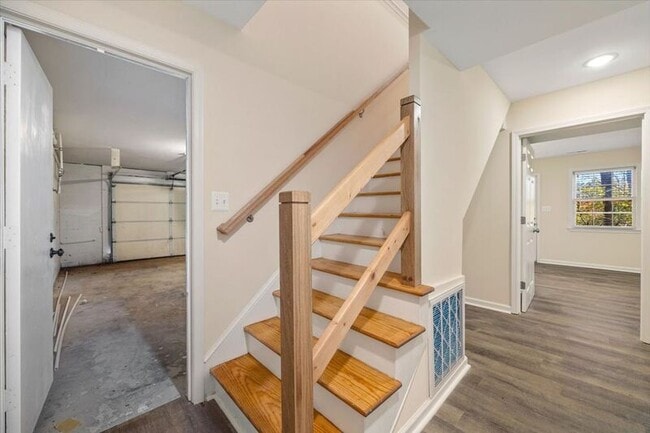 Building Photo - 2500 Kimbrough Cir