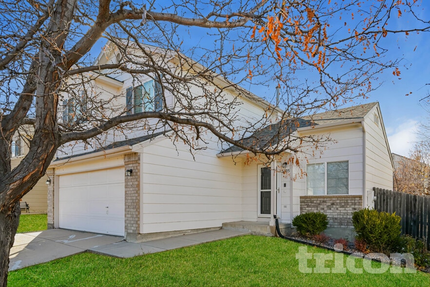 Primary Photo - 5305 S Valdai St