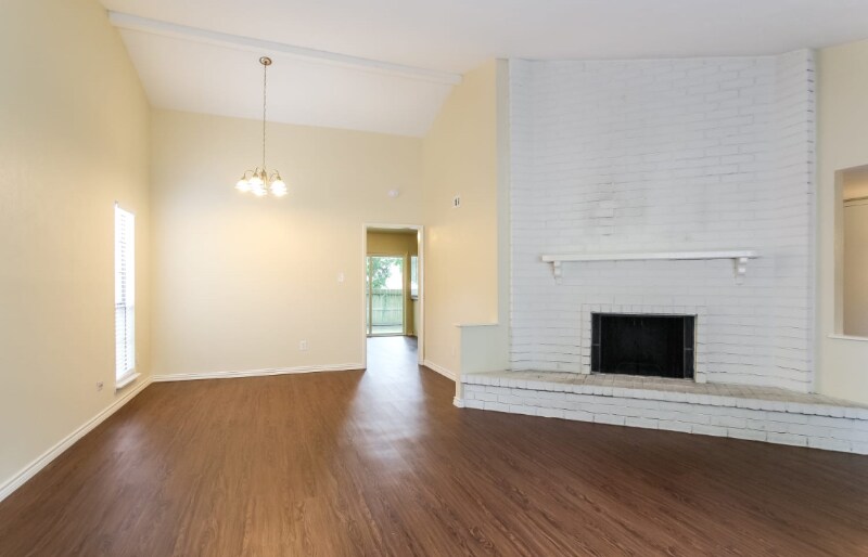 Building Photo - 14117 Edenglen Dr