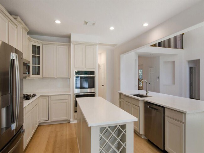 Building Photo - 74 S Scribewood Cir