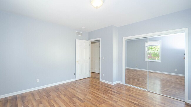 Building Photo - 1441 S State St