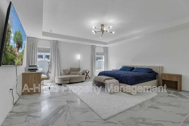Building Photo - 3800 Whitetail Ct