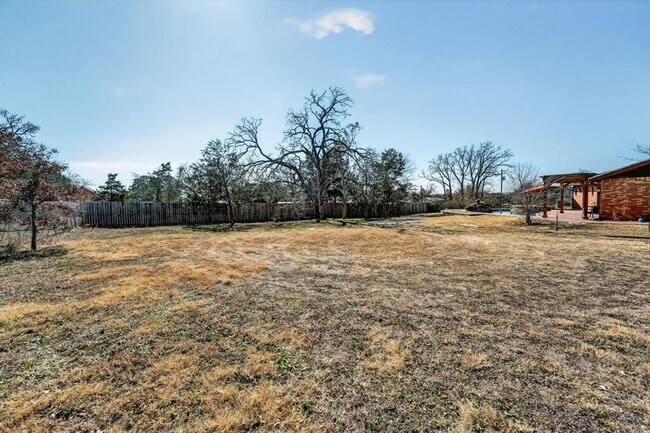Building Photo - 1059 State Hwy 95