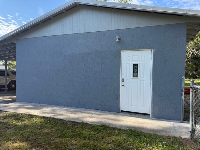 Building Photo - 7930 E Highway 25