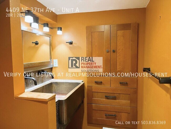 Building Photo - 4409 NE 37th Ave