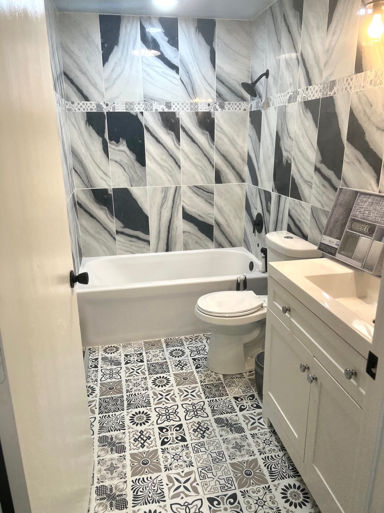 Building Photo - 21 Woodmere Ct