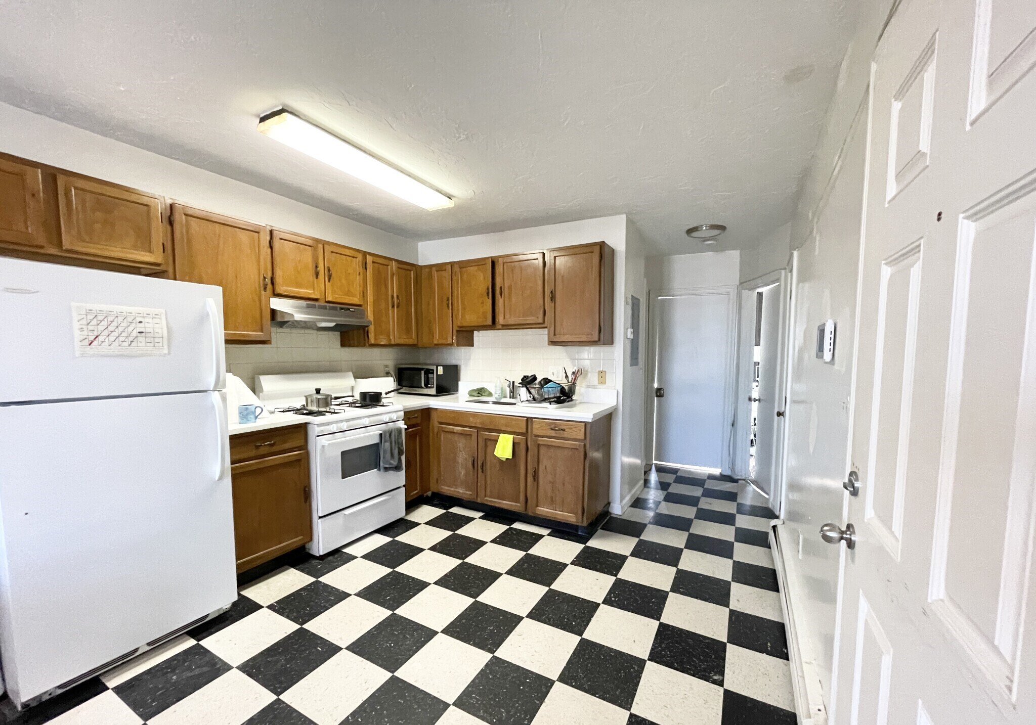 Building Photo - 90 Hammond St