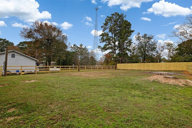 Building Photo - 38210 Green Willow St