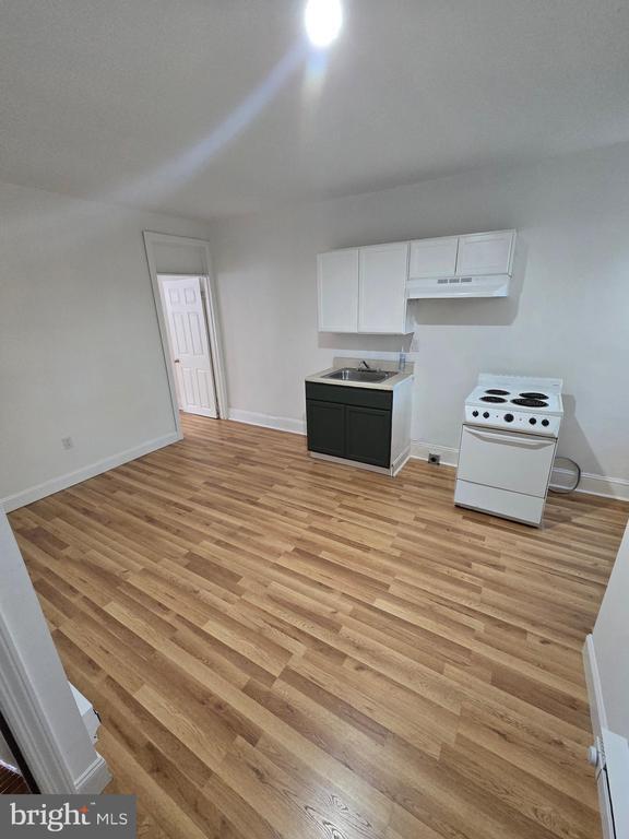 Building Photo - 1316 Farson St