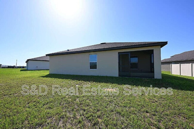Building Photo - 1563 Swan Lake Cir