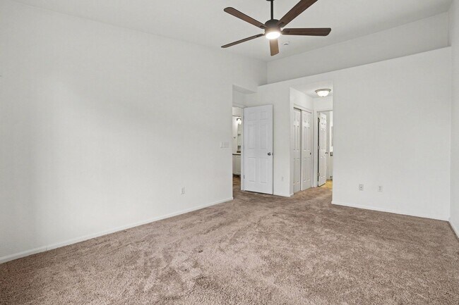 Building Photo - 1549 S Florence Way