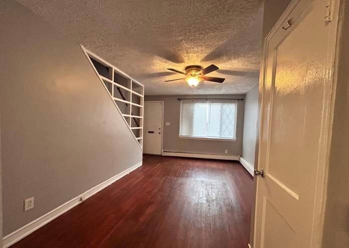 Building Photo - 2851 Edgecombe Cir N