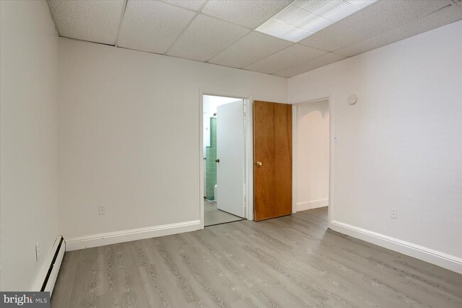 Building Photo - 307 Linden Ave