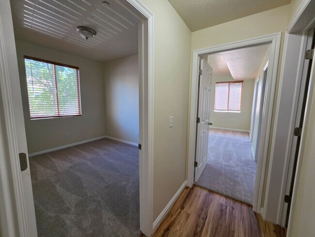 Building Photo - HONEY! Stop Scrolling! Luxury Centerville Stunner!