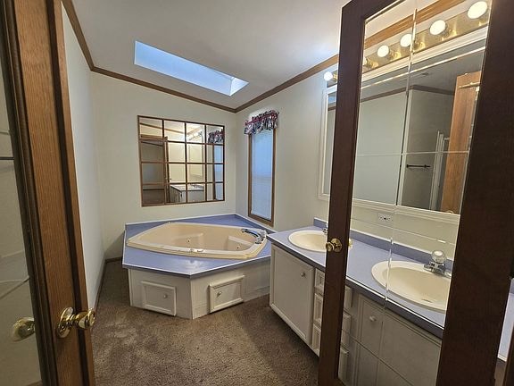 Building Photo - 140 Elsie Lamm Rd