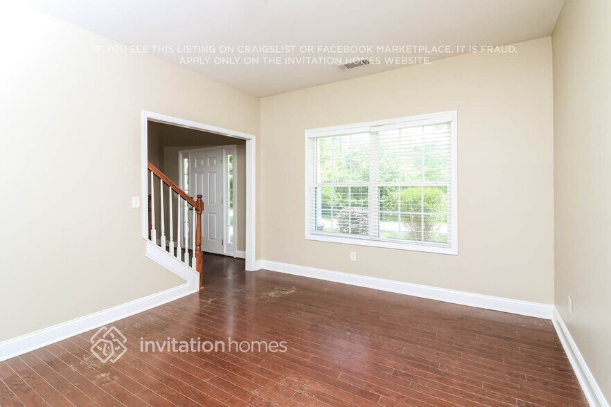 Building Photo - 5591 Hickory Stone Dr