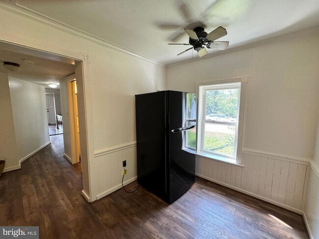 Building Photo - 1005 Manning Dr