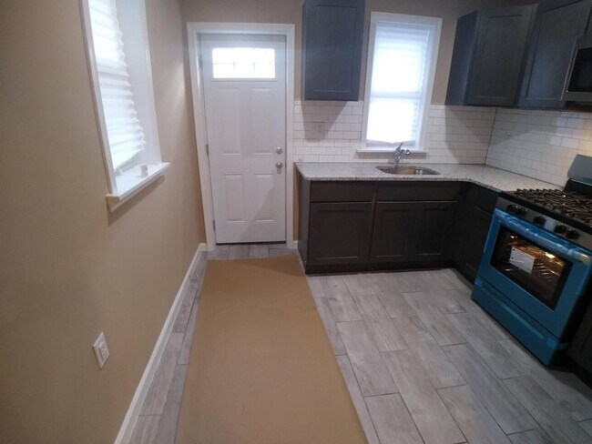 Building Photo - 45 N 59th St