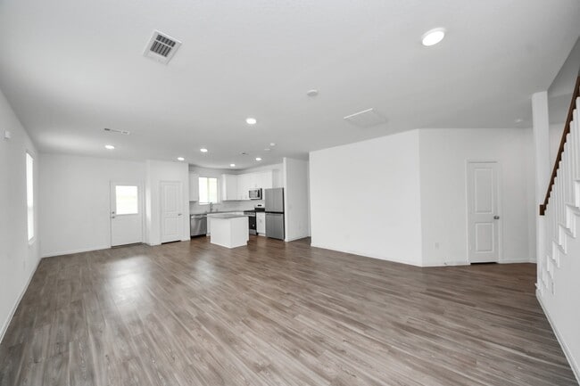 Building Photo - 1325 Grass Bnd Dr