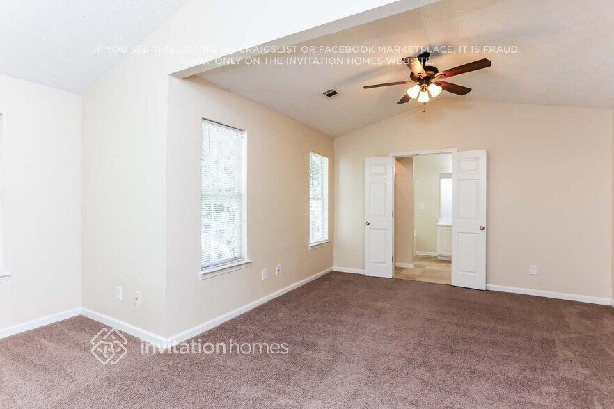 Building Photo - 8157 N Sterling Lakes Dr