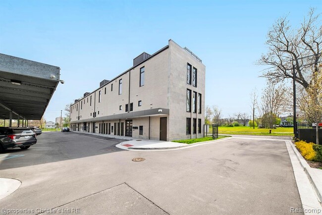 Building Photo - 1450 Townsend St