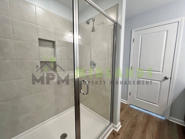 Building Photo - 333 Canary Grass Ct
